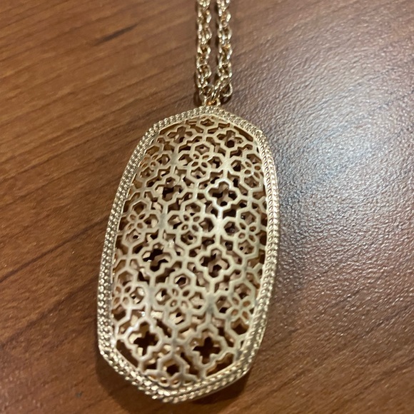 Kendra Scott Rose Gold Filigree Rae Necklace - Picture 3 of 6